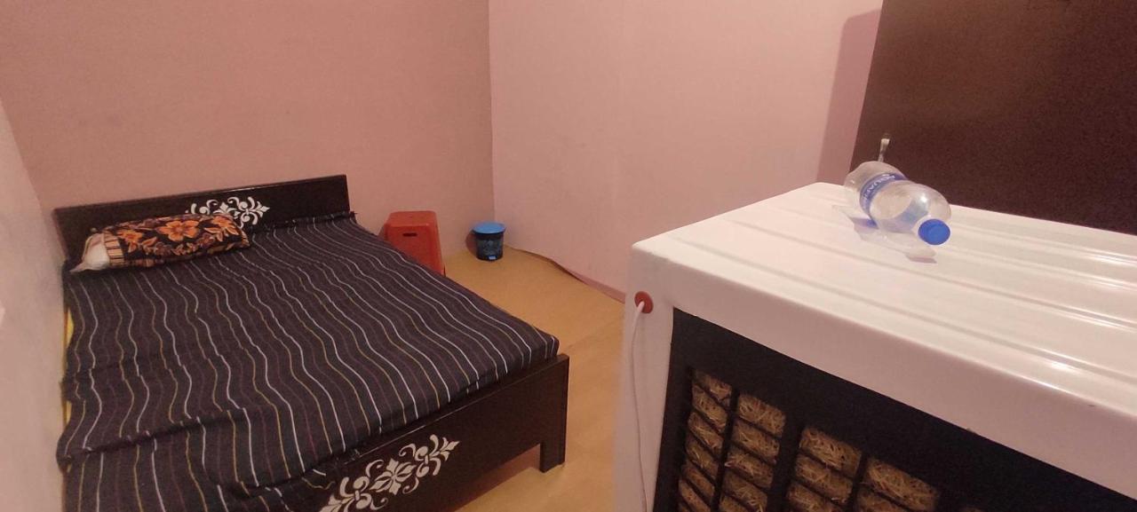 Oyo 81087 Hotel Relax Inn Hāthras Dış mekan fotoğraf